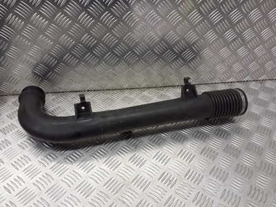 Труба впускний повітря mercedes vito w638 2.2 cdi фото №1