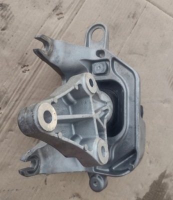 Кронштейн подушка коробки ліва qashqai фото №1