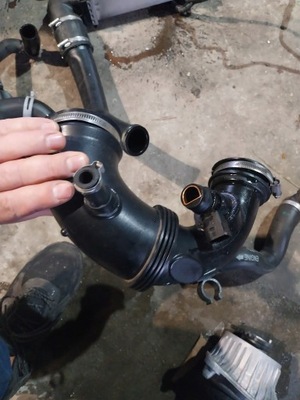 Mercedes w205 2.0 cgi 274920 труба турбіни повітря шланг інтеркулер фото №1