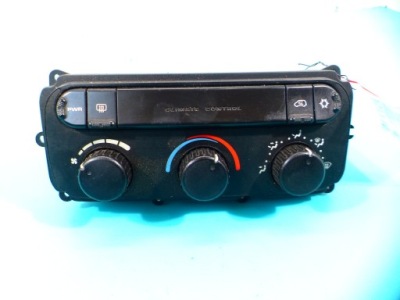 Панель обдув chrysler voyager iv 01-07 europa фото №1