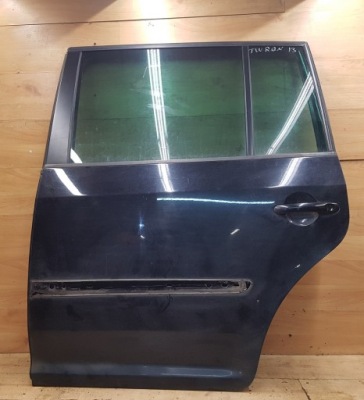 Дверь задняя задние левая vw touran i полный фото №1