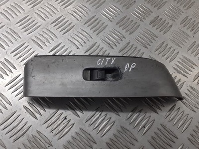 Панель скло правий перед honda city фото №1