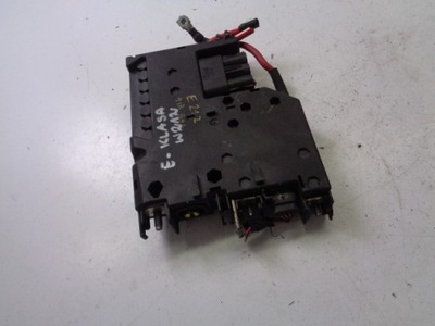 Mercedes w204 модуль коробка предохранителей аккумулятор a2075401550 фото №1