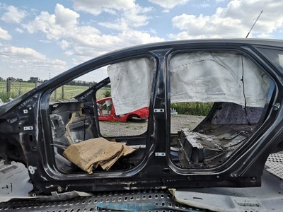 Ford focus mk3 поріг лівий блок двигуна hb bf фото №1