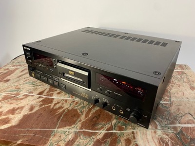 Sony DTC 2000 es MAGNETOFON CYFROWY DAT najwyższy model