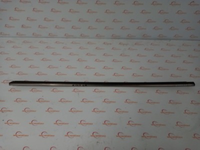 Молдинг двері ущільнювач лівий перед хром alfa romeo mito 08-18 фото №1