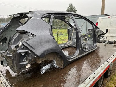 Kia ceed ii hb чверть крила правий задня задня 2012- фото №1