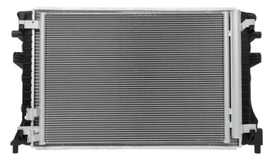 Комплект радиатор vw golf viii tsi 5wa121251c фото №1