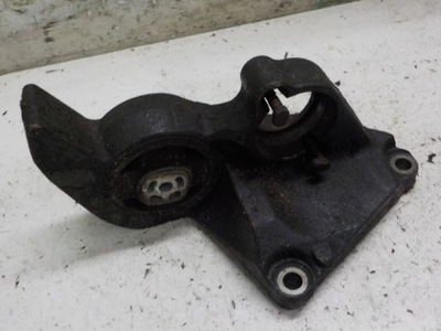 Peugeot 307 2.0 hdi опора полуось фото №1