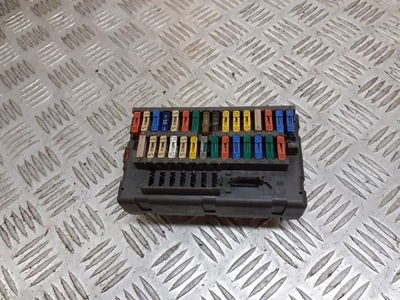 Коробка предохранителей berlingo i 9568205480 фото №1