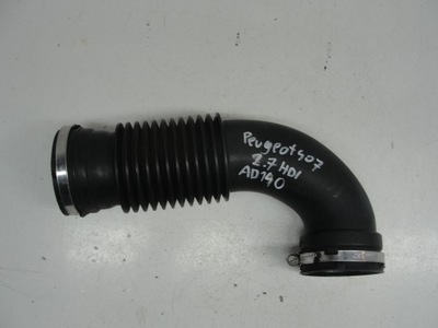 Труба повітрозабірник повітря peugeot 407 2.7 hdi фото №1