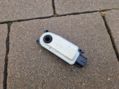 Моторчик жалюзі повітря renault dacia різні modele 6477r1012 фото №1