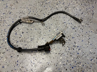 Alfa romeo giulietta клемма минусовая 0199000054 фото №1