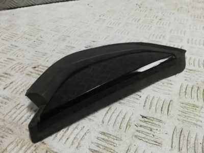 Накладка стойка задняя правый citroen c3 iii 9813324280 фото №1