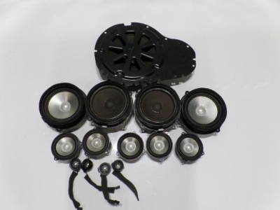 Land rover discovery iii динамик harman/kardon фото №1