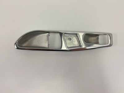 Защита корпус ручка правая mercedes r107 sl фото №1