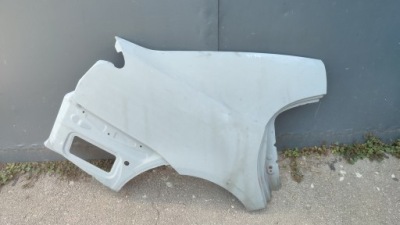 Toyota avensis ii t25 крила правий задня задній t25 фото №1