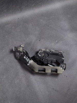 Петля петлі капот mercedes права сторона klasa c w205 a2058800928 фото №1