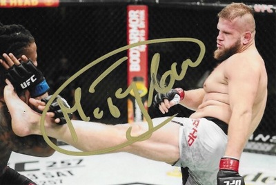 Autograf Marcin Tybura, UFC
