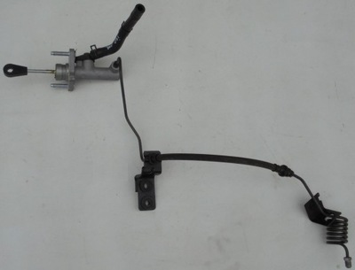 Hyundai i20 11 r 1.2 насос сцепления шланг eu фото №1