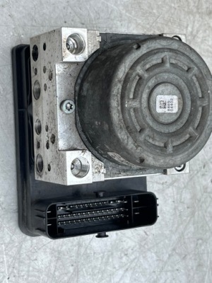 Насос блок керування abs peugeot 208 ii 9836178080 фото №1