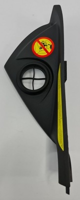 Пластик захист консолі права volvo v50 30672383 фото №1