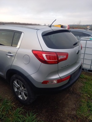 CUARTO PAS PARTE TRASERA BAÑO PARTE TRASERA KIA SPORTAGE 3 12R  