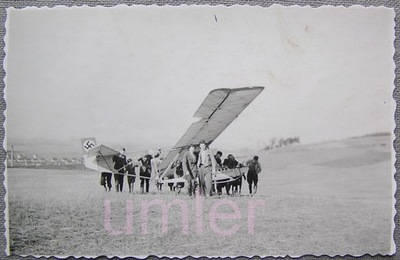 Luftwaffe szybowiec z godłem III Rzeszy