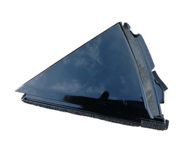 Lexus nx заглушка трикутник правий задня 67487-78010 фото №1