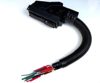 Соединитель штекер bosch 89 pin ecu edc7 1928404195 фото №1