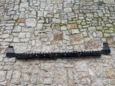 Tesla model 3 iii m3 направляющая w бампер задний задняя оригинал фото №1