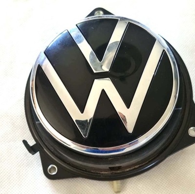 КНОПКА ЗАМКА БАГАЖНИКА 5G9827469 VW GOLF 7