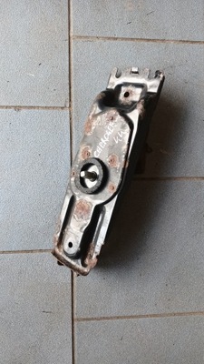 Jeep cherokee kk 07-13 підйомник колеса запасного фото №1