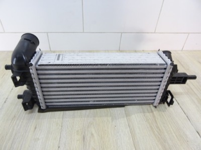 Ford focus mk3 iii kuga интеркулер cv61-9l440-vd фото №1