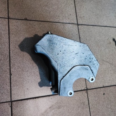 Кронштейн насоса усилителя кондиционера audi a8 d2 4.2 v8 фото №1