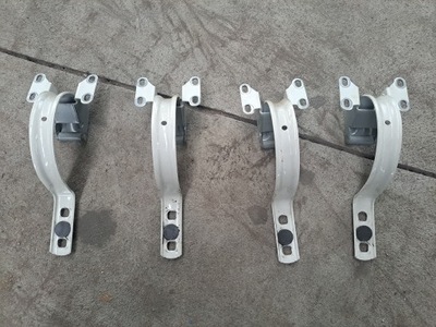 Петля петля кронштейн дверца бардачка volvo fh 4 фото №1