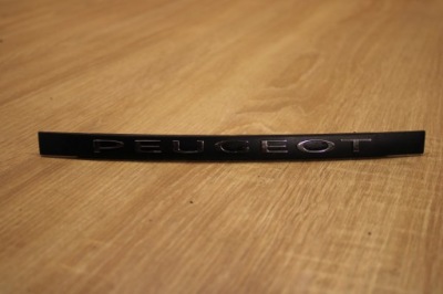 Молдинг накладка захист бампера перед peugeot 508 i фото №1