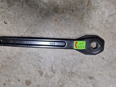 Audi q7 q8 ручка рычаг домкрата фото №1