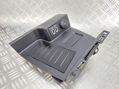 Зарядний пристрій телефону індукція ford kuga mk3 escape 2020- фото №1