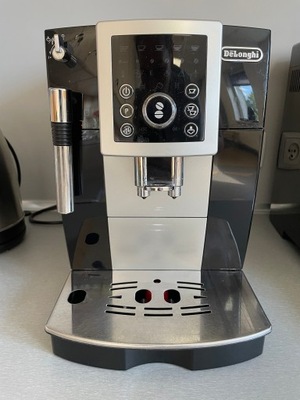 Ekspres do kawy DeLonghi ECAM 23.210