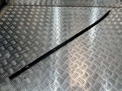 Молдинг уплотнитель дверь перед правая skoda enyaq фото №1