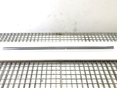 Молдинг уплотнитель перед левая хром mercedes c117 фото №1