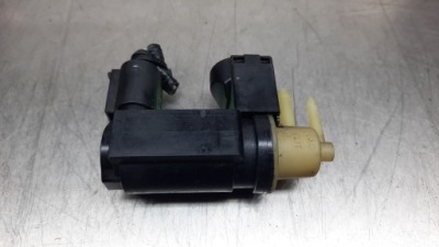 Клапан вакууму оригінальний номер 31339808 volvo v40 v60 s60 фото №1