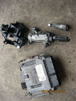 Бортовой компьютер набор иммобилайзер стартовый skoda octavia ii 2 1.9 tdi 04- bls фото №1