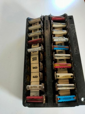 Коробка предохранителей mercedes 107 фото №1