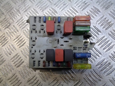 Коробка предохранителей fiat punto ii 46778440 фото №1