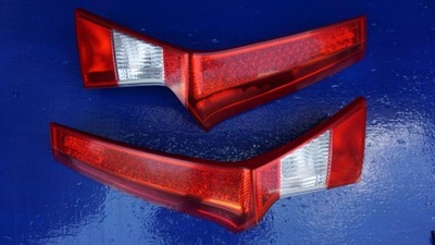 Volvo v70 xc70 - лампа задняя левая правая фото №1