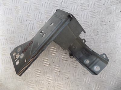 Renault twingo iii кронштейн крила фото №1