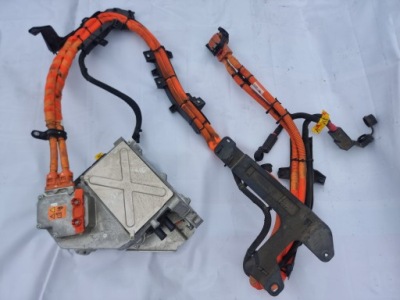 Chrysler pacifica 3.6 hybrid limited модуль інвертор інвертор дроти 18r фото №1