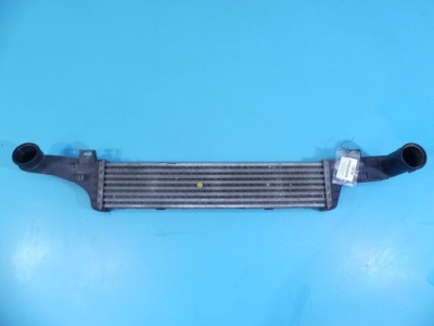 Интеркулер mercedes w210 a2105001700 2.0 k фото №1